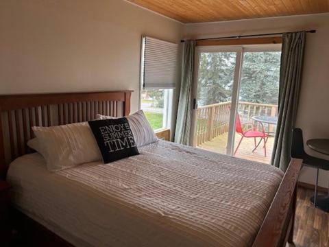 Merland Park Minnow Motel Picton Exteriör bild