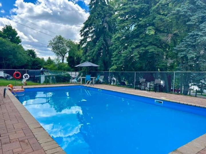 Merland Park Minnow Motel Picton Exteriör bild